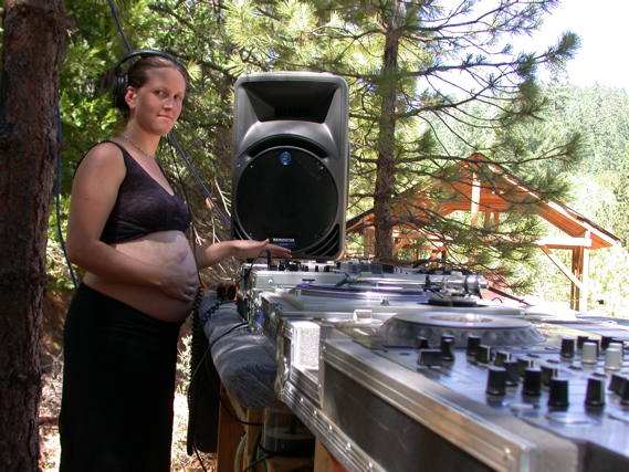 DJing at Bruinslair - Jul 03